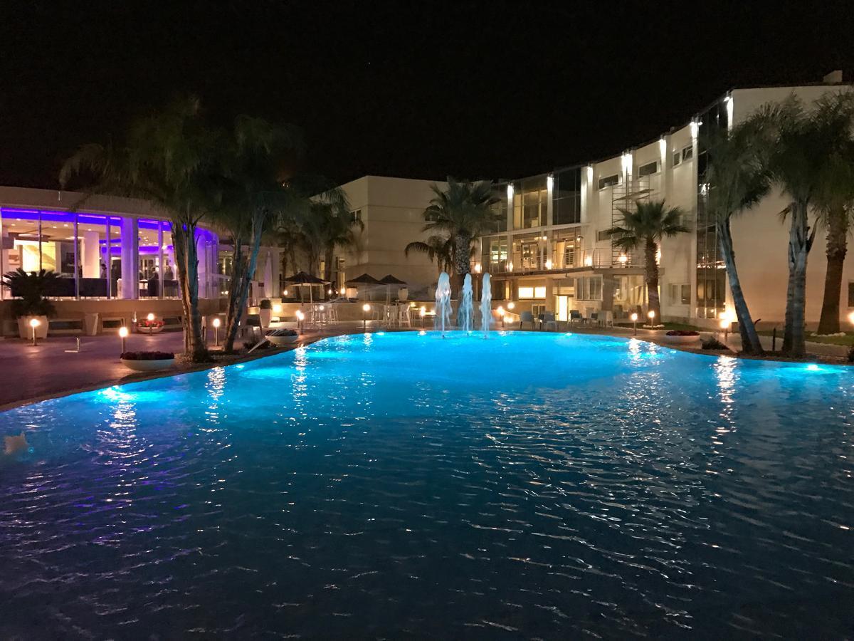 Dubaivillage Camposano Luaran gambar