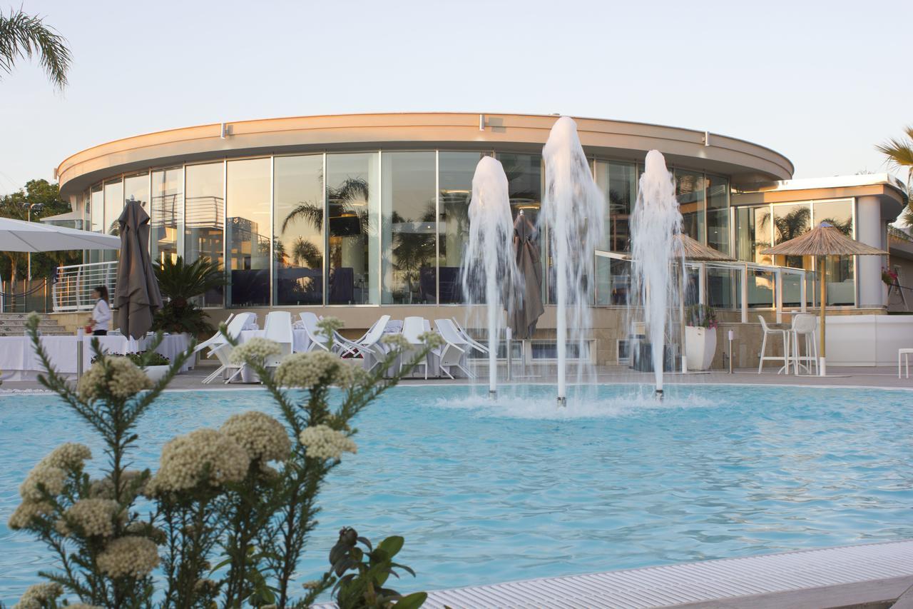 Dubaivillage Camposano Luaran gambar