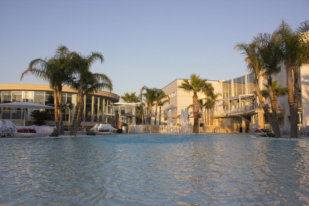 Dubaivillage Camposano Luaran gambar